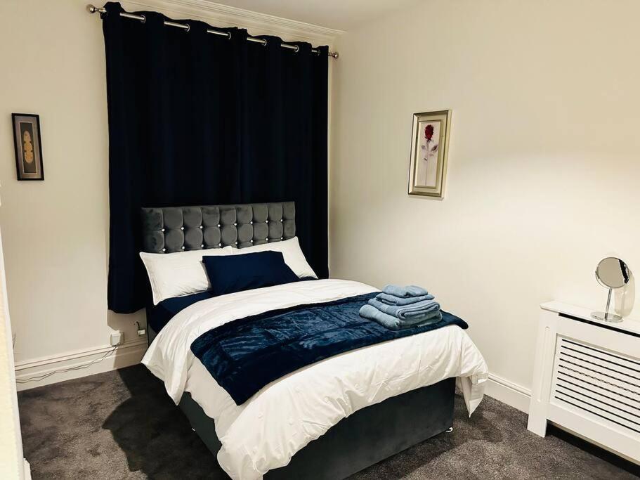 Bespoke 2 Bedroom Apt Derby City Buitenkant foto