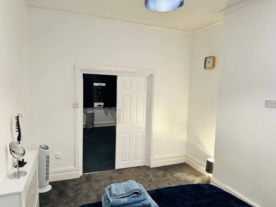 Bespoke 2 Bedroom Apt Derby City Buitenkant foto