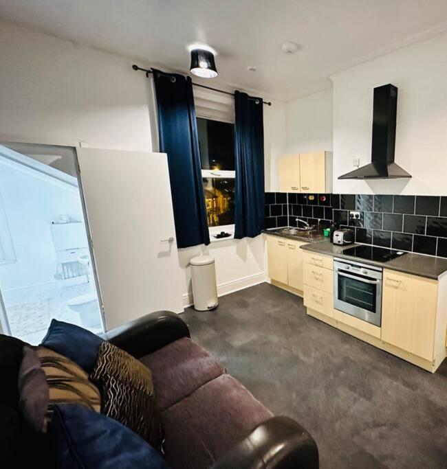 Bespoke 2 Bedroom Apt Derby City Buitenkant foto