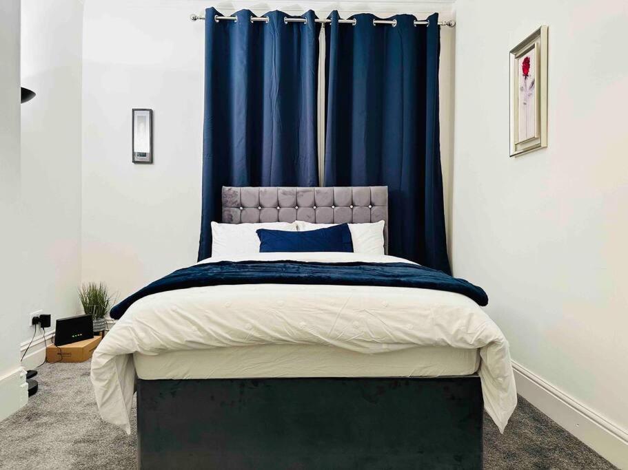 Bespoke 2 Bedroom Apt Derby City Buitenkant foto