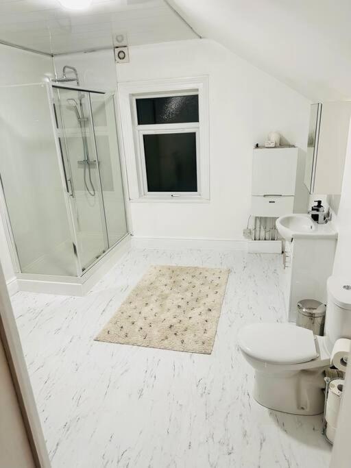 Bespoke 2 Bedroom Apt Derby City Buitenkant foto